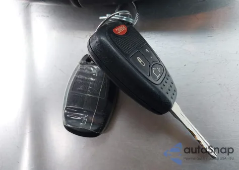 2011 Jeep Liberty Sport from USA, damaged, VIN 1J4PN2GK2BW593518